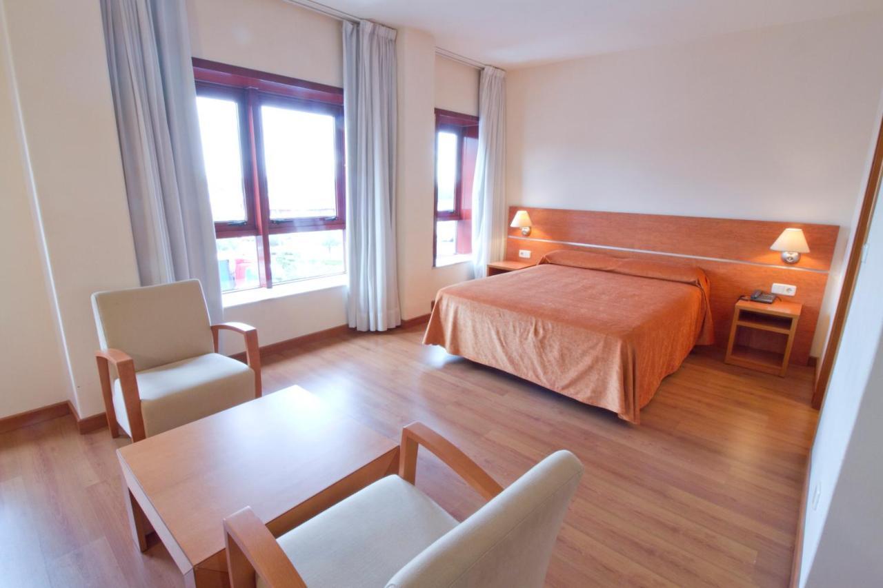 Hotel Torques Bergondo Ngoại thất bức ảnh