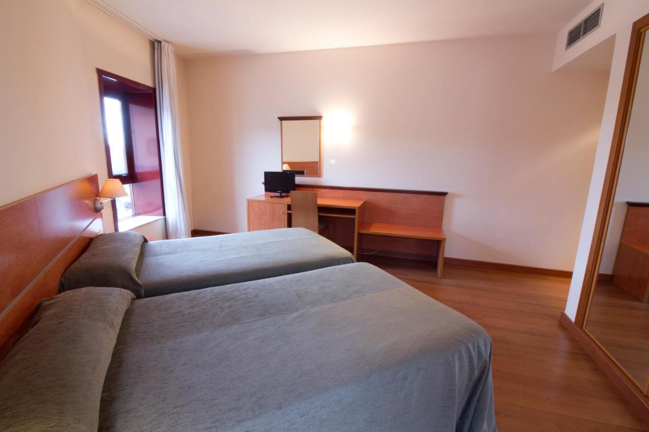 Hotel Torques Bergondo Ngoại thất bức ảnh