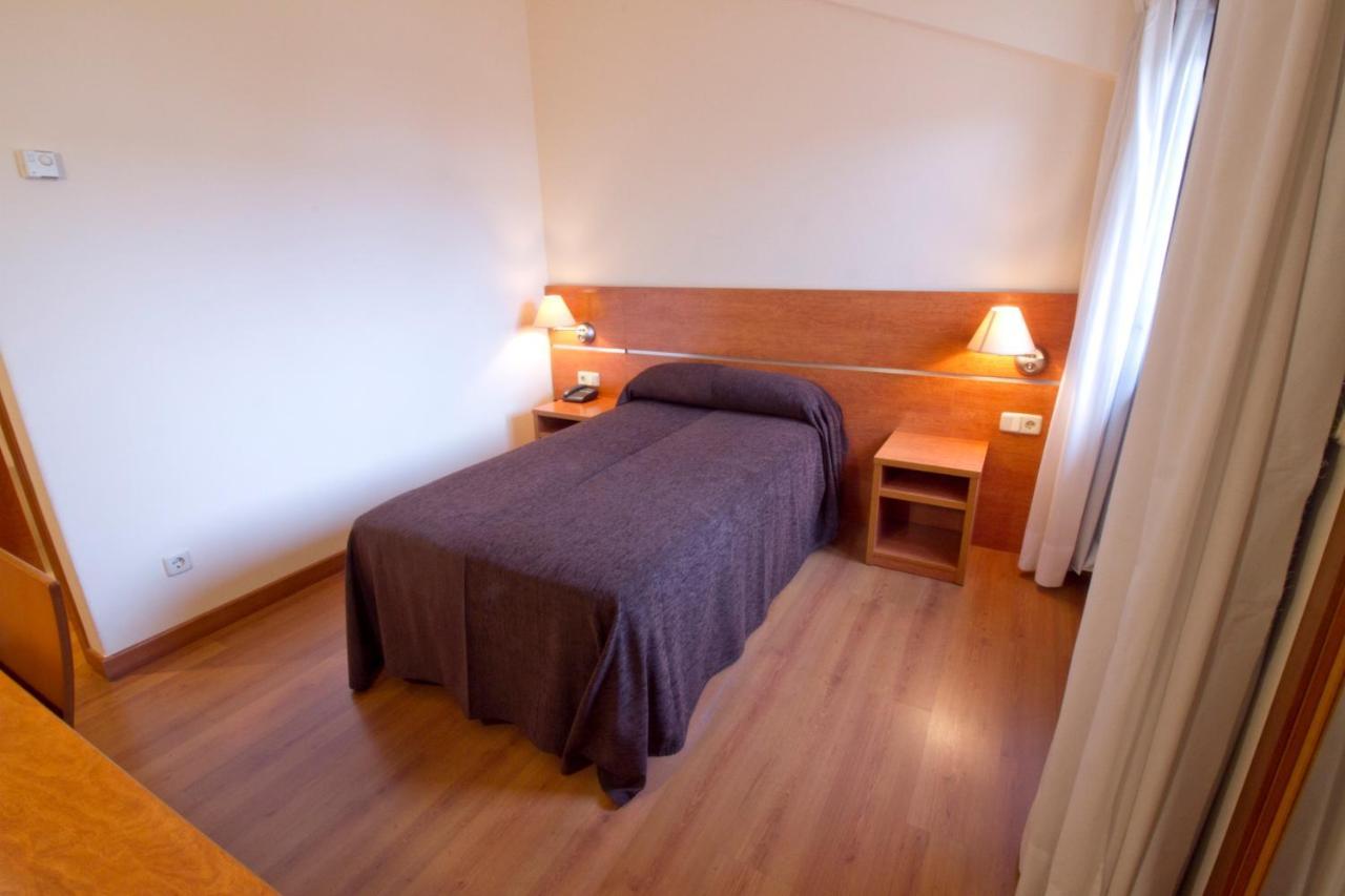 Hotel Torques Bergondo Ngoại thất bức ảnh